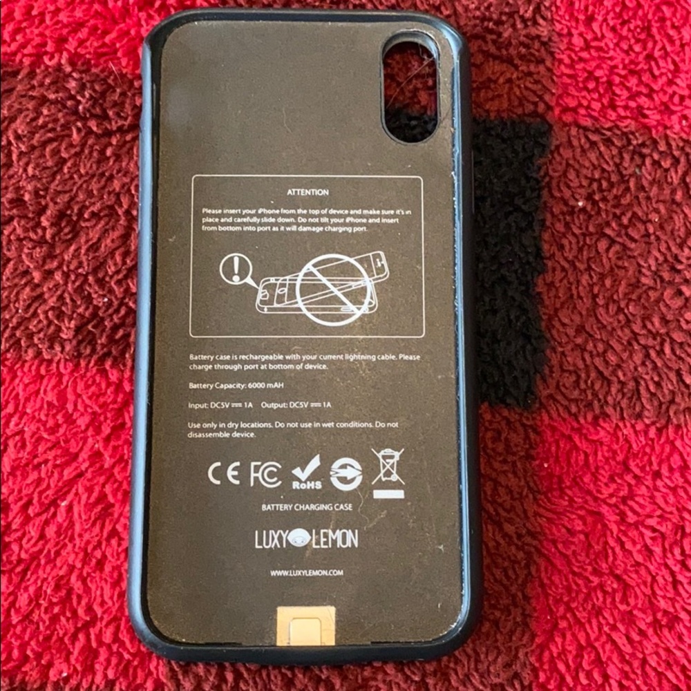 iPhone XS charging case
